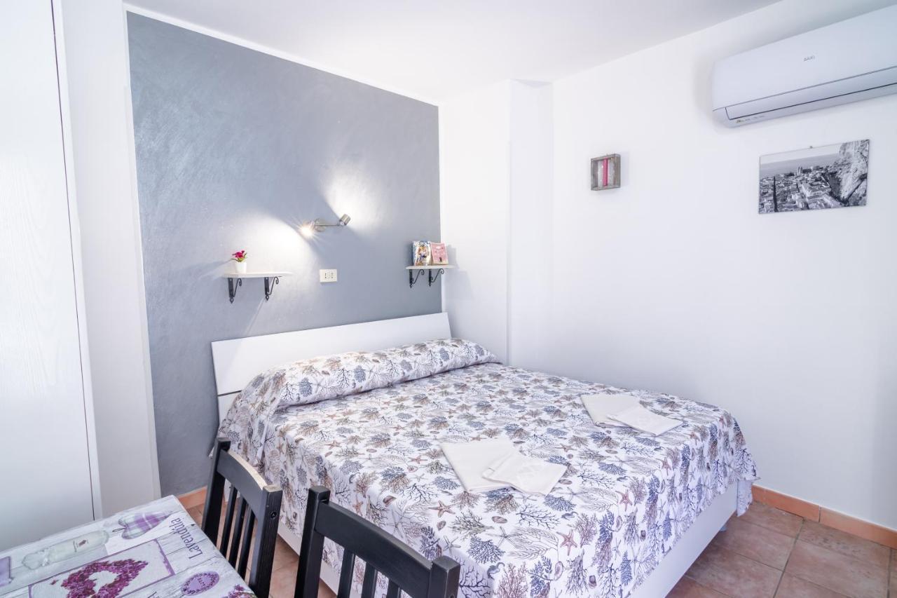 Luna Appartement Cefalù Buitenkant foto